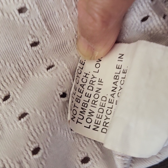 Women's Lace top - Picture 7 of 8